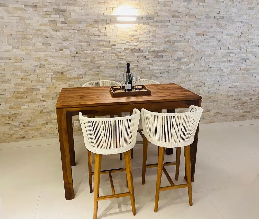 Tatil Evi Villa Macassi 3 Chambres , La Baie Orientale. Sint Maarten